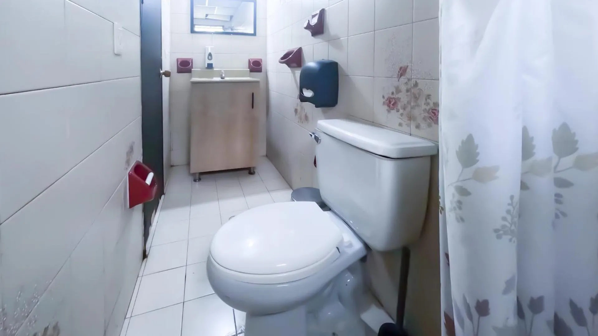 Canela Hostel Medellin 0*,  Colombia